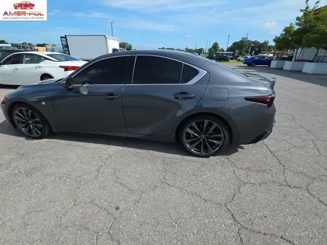 lexus