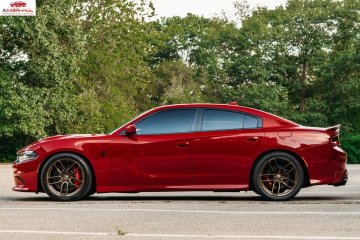 SRT Hellcat 2016