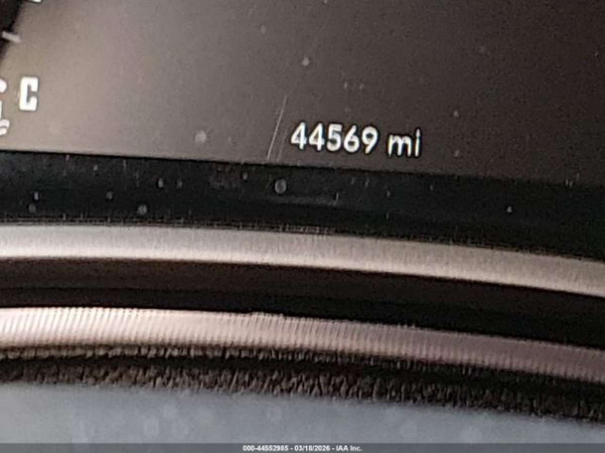 44552985_16_I.jpeg