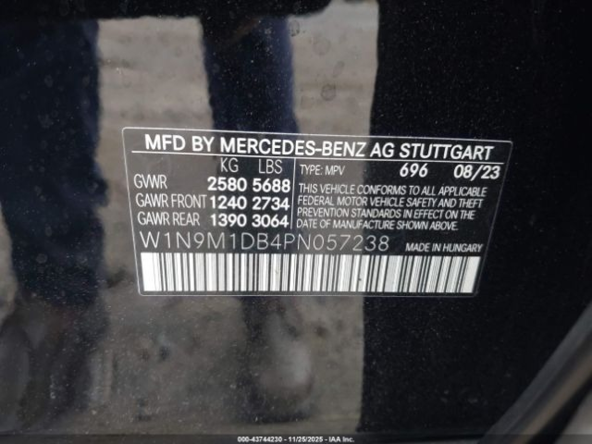 43744230_9_I.jpeg
