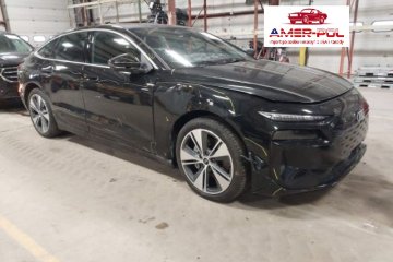 Premium Plus, 2025r., 4x4