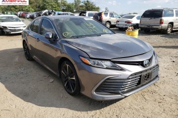 TOYOTA CAMRY LE, 2021r., 2.5L