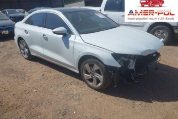 Premium 40 Tfsi S Tronic 2023 2.0l