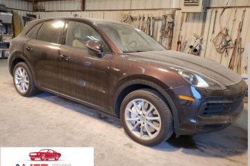 2019 PORSCHE CAYENNE