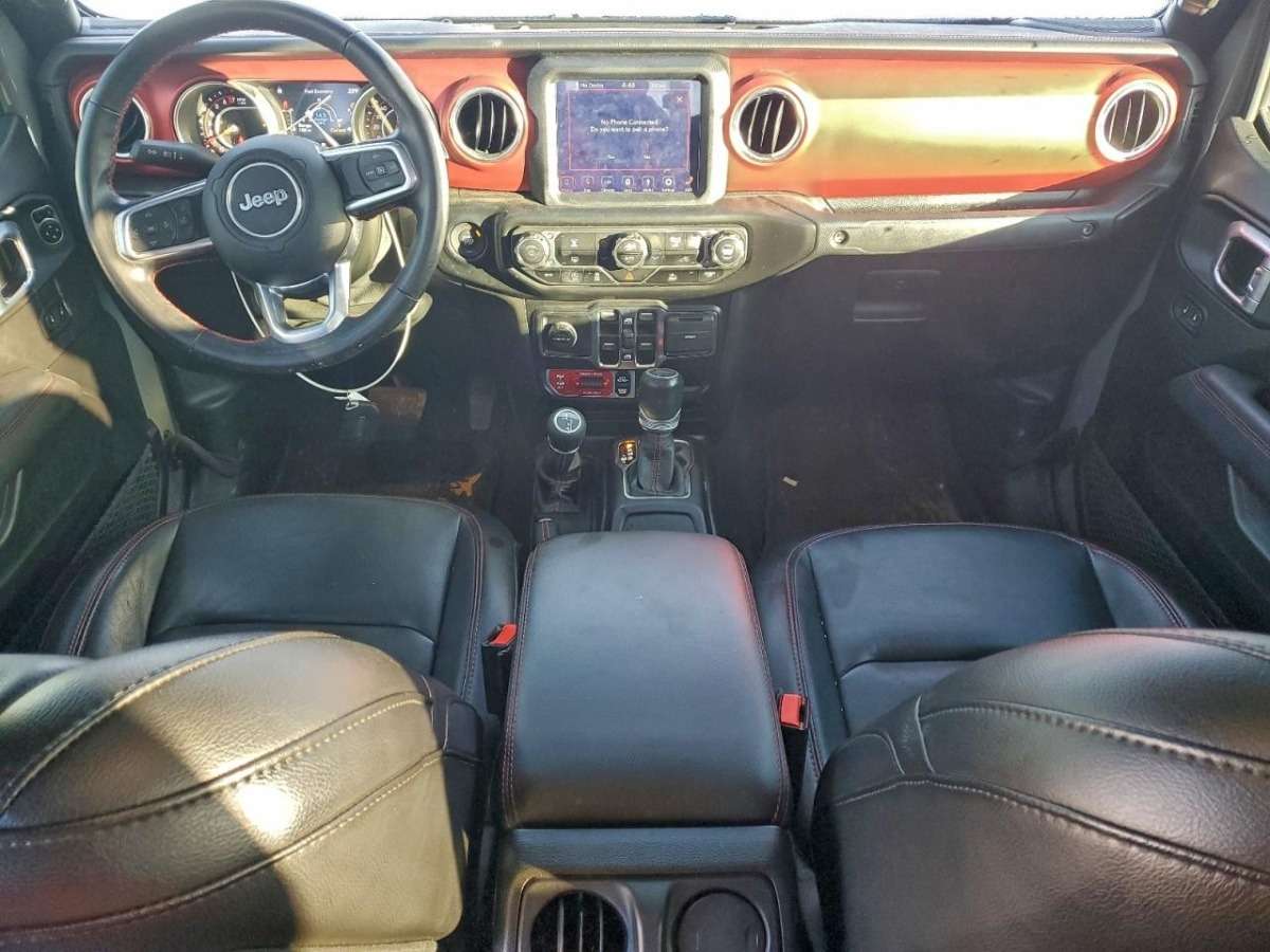 93887735_008.jpg