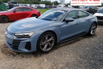 2023, 4x4, PREMIUM PLUS, od ubezpieczalni