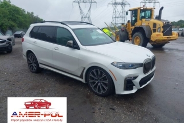 M50i sports activity vehicle