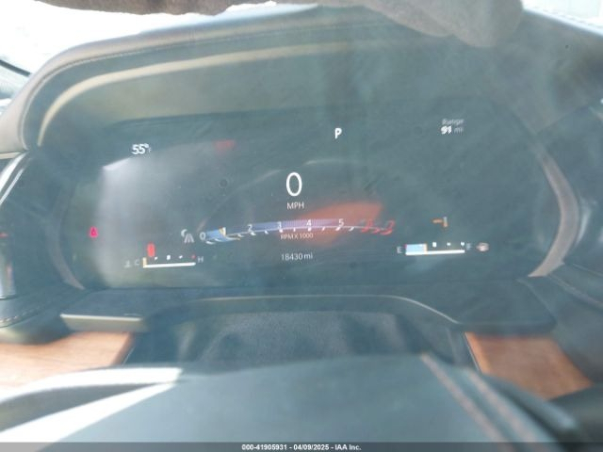 41905931_7_I.jpeg