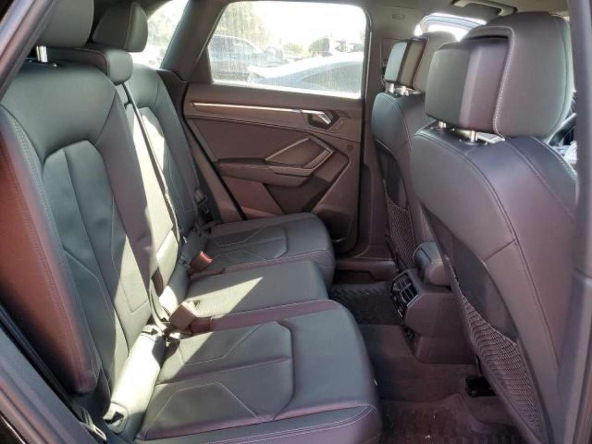 81276134_Image_10.jpg