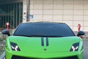 LP560-4 2011