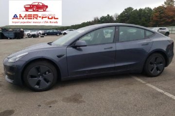 2022r. TESLA MODEL 3