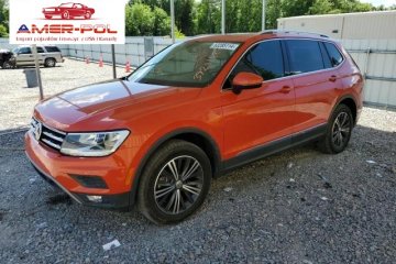 Volkswagen Tiguan 2.0T SE FWD, od ubezpieczalni