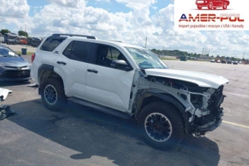 TRD Off Road Premium 2025 2.4L