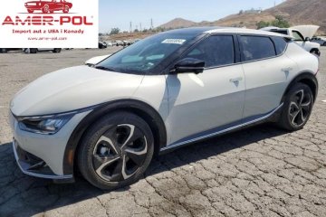 2022, Light, zarysowany lakier