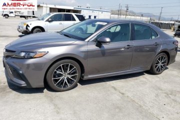 TOYOTA CAMRY SE, 2021r., 2.5L