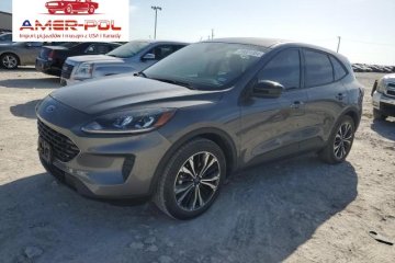 Ford Escape SE Hybrid FWD, od ubezpieczalni po gradobiciu