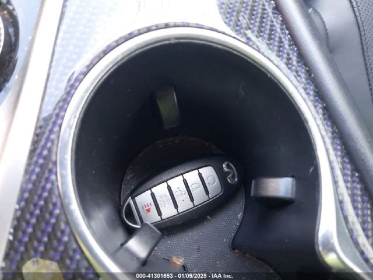 41301653_11_I.jpeg