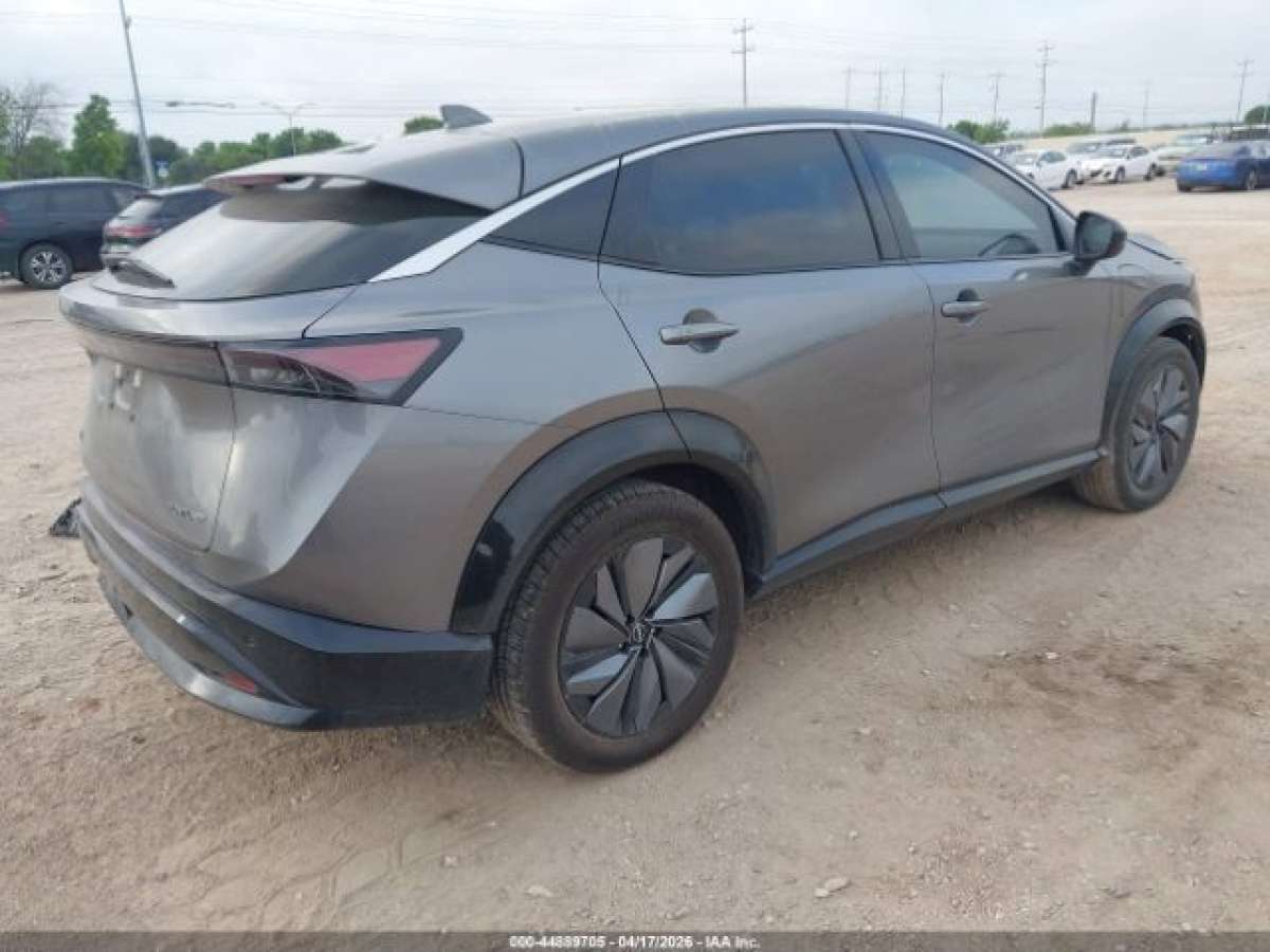 44889705_4_I.jpeg