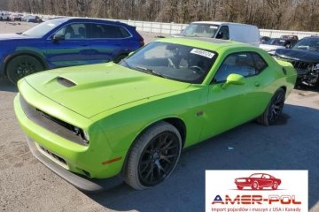 Dodge Challenger 2dr Cpe SRT 392