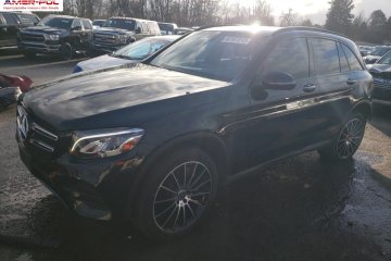 MERCEDES-BENZ GLC 300, 2018r., 4MATIC, 2.0L