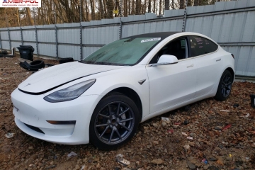 TESLA MODEL 3, 2019r.