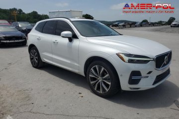2022 Volvo XC60 B5 Momentum