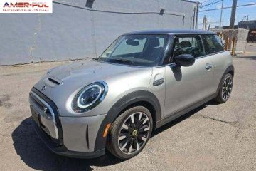Electric Hardtop 2 Door Cooper SE 2024