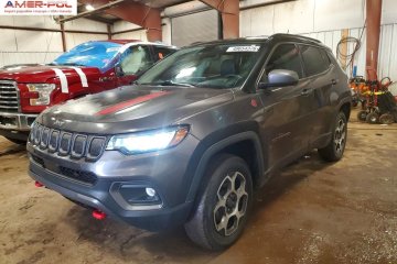 Trailhawk 2022