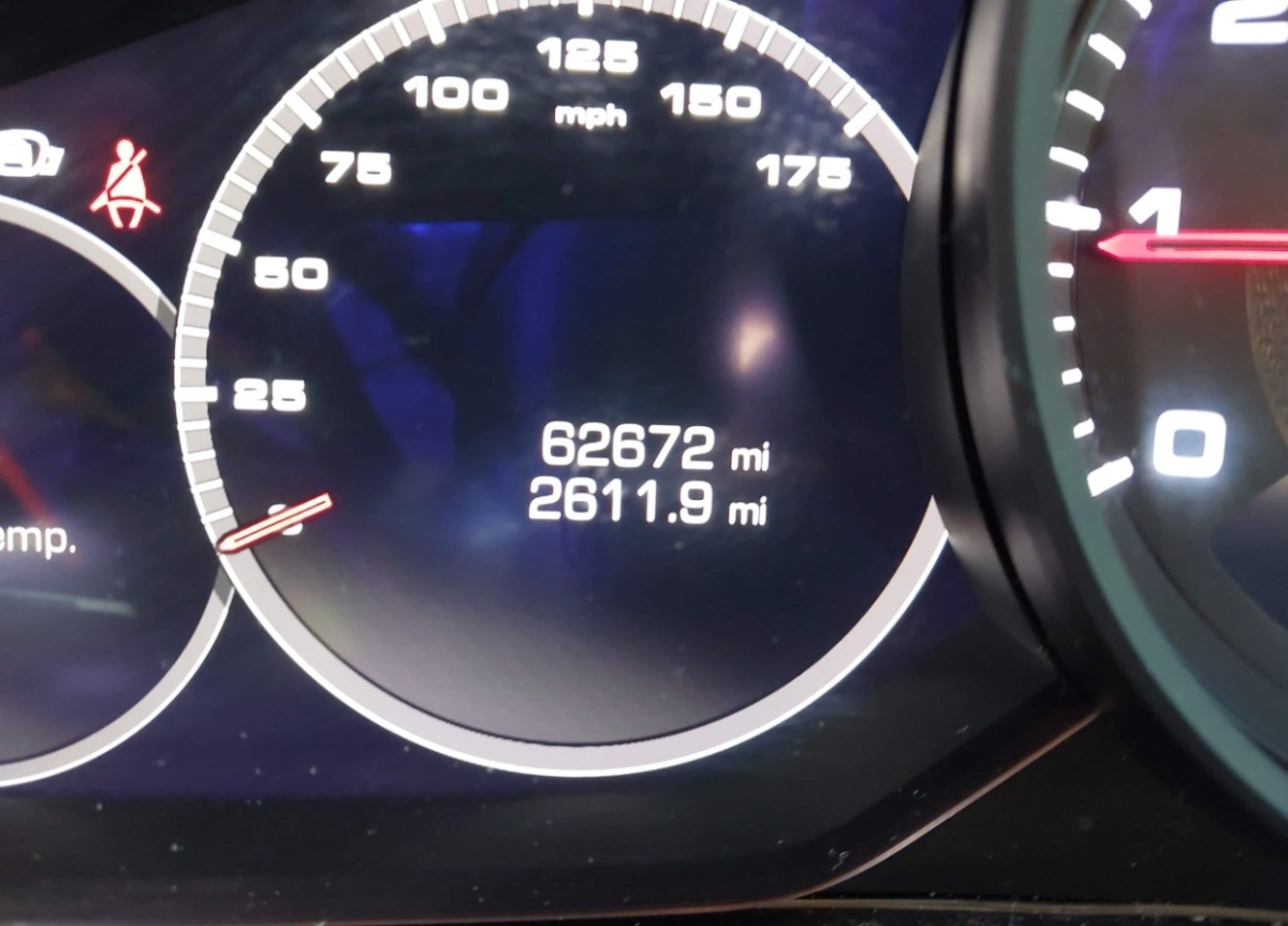 44391752_015.jpg