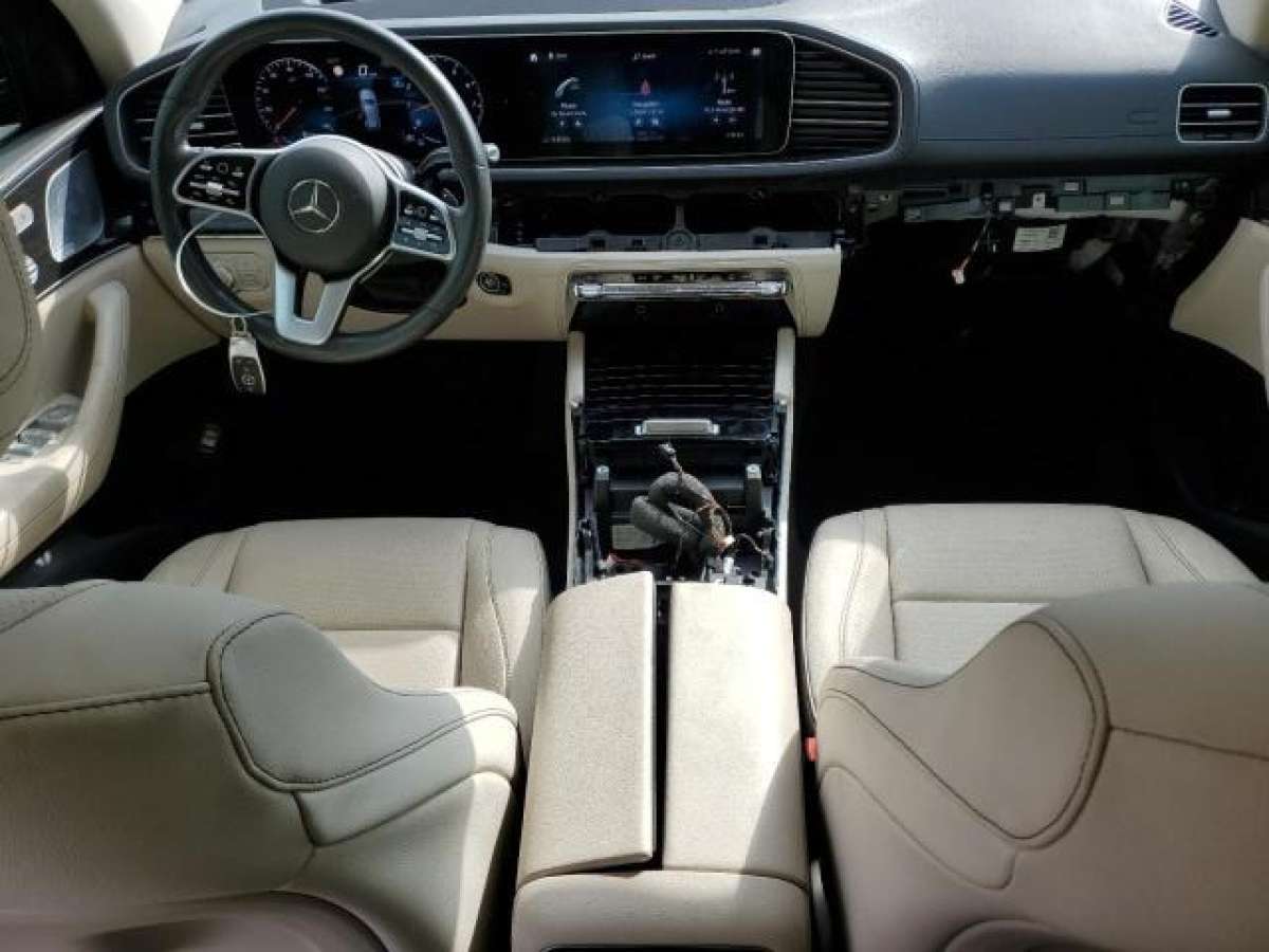77737204_Image_8.jpg