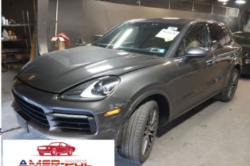 2019 PORSCHE CAYENNE