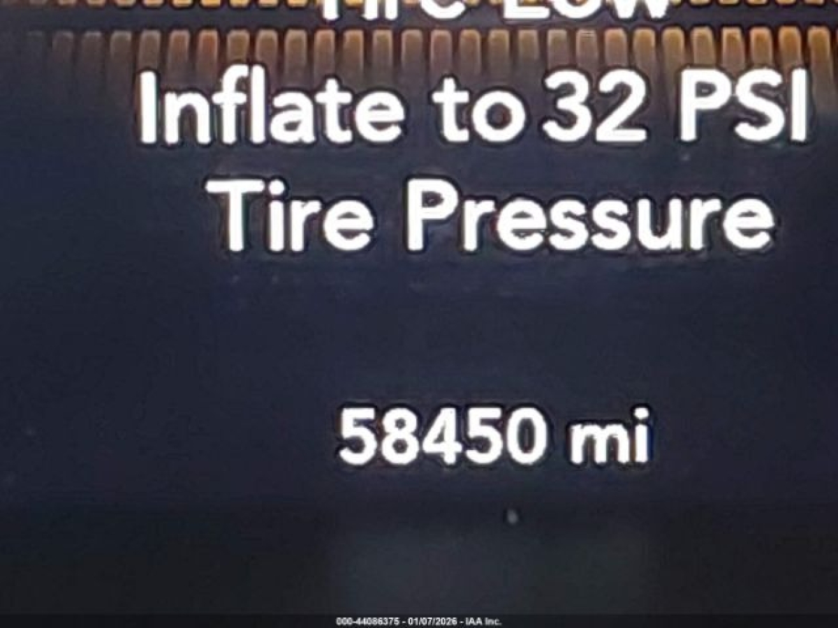 44086375_16_I.jpeg