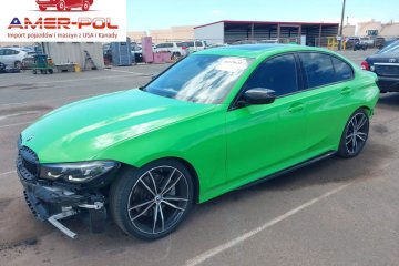 330I 2022
