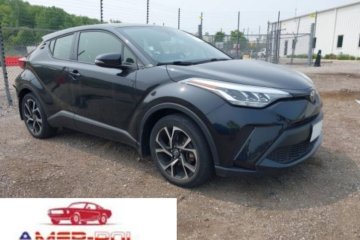 2021 TOYOTA C-HR XLE