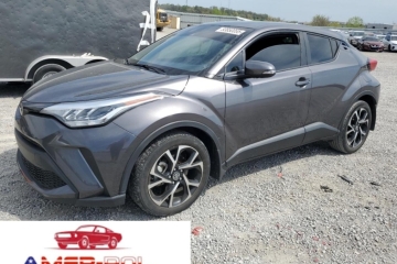 2021 TOYOTA C-HR XLE